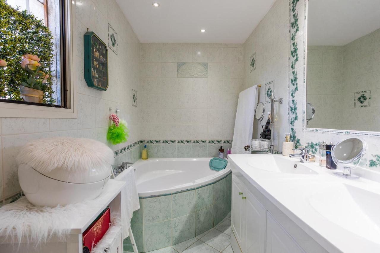 Escalinada Vi4310 By Riviera Homes * Nice