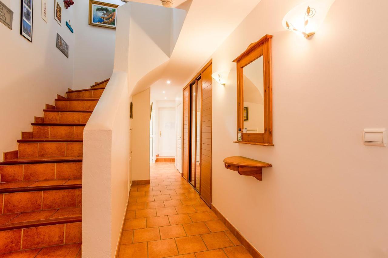 Escalinada Vi4310 By Riviera Homes * Nice