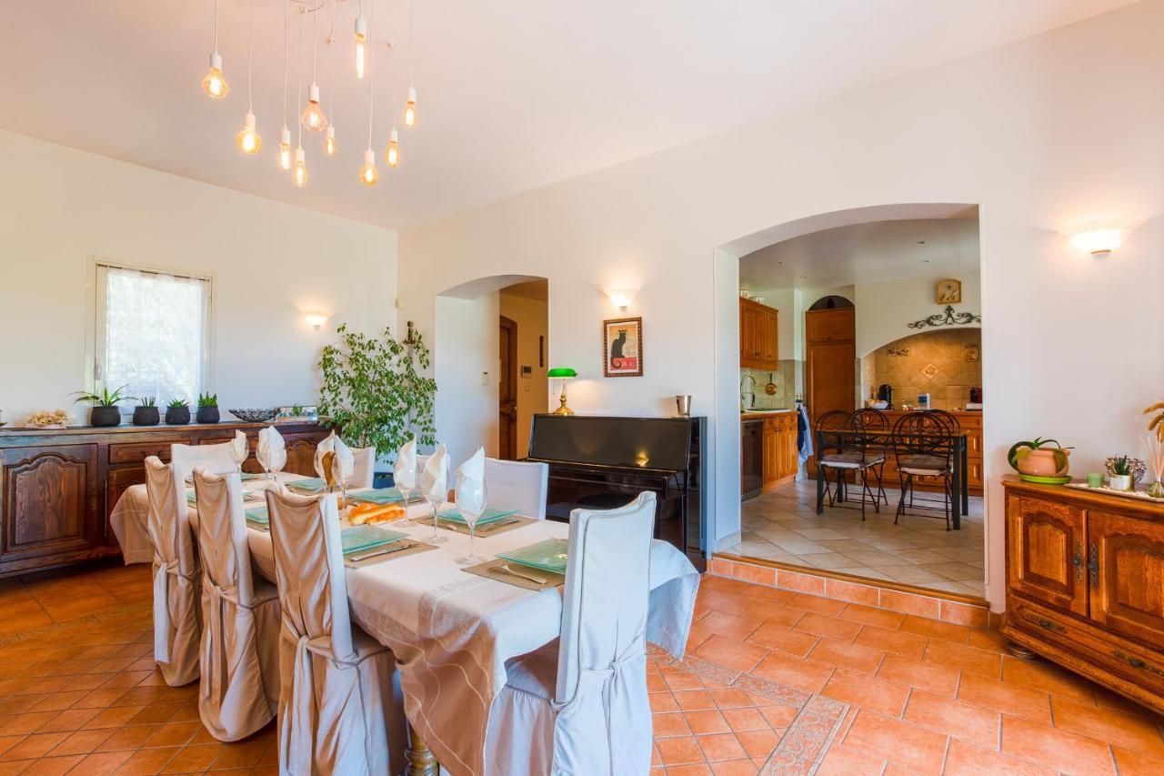 Escalinada Vi4310 By Riviera Homes *